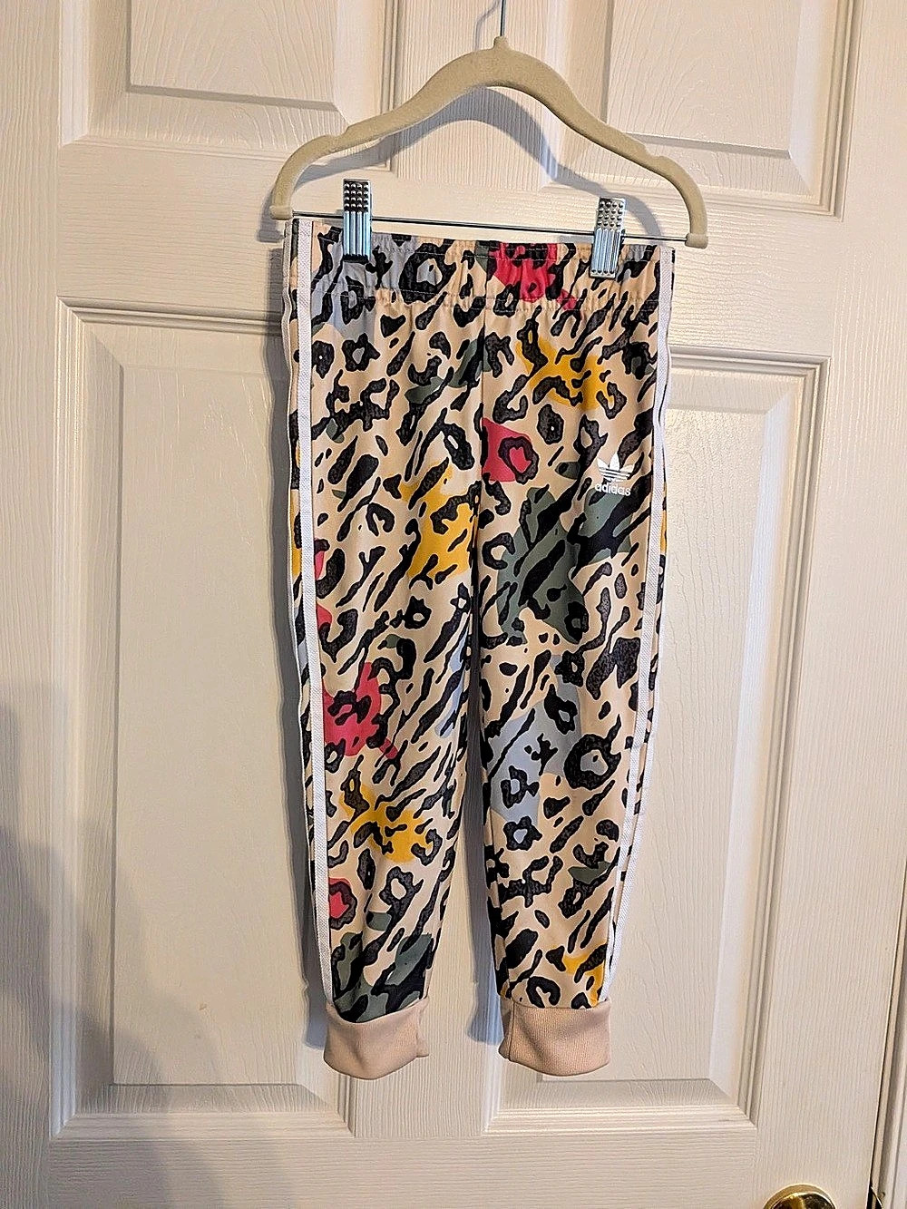 Girls Adidas Colored Leopard Print Leopard Track Pants Size 4T